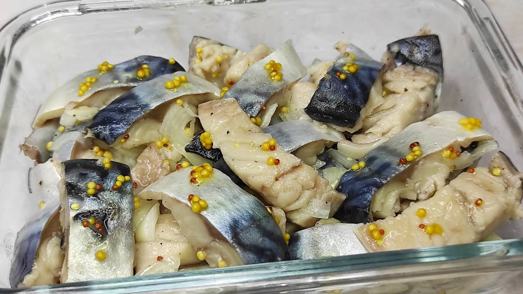 Вкуснейшая СКУМБРИЯ за 30 МИНУТ. Быстрый посол СКУМБРИИ. смотреть онлайн