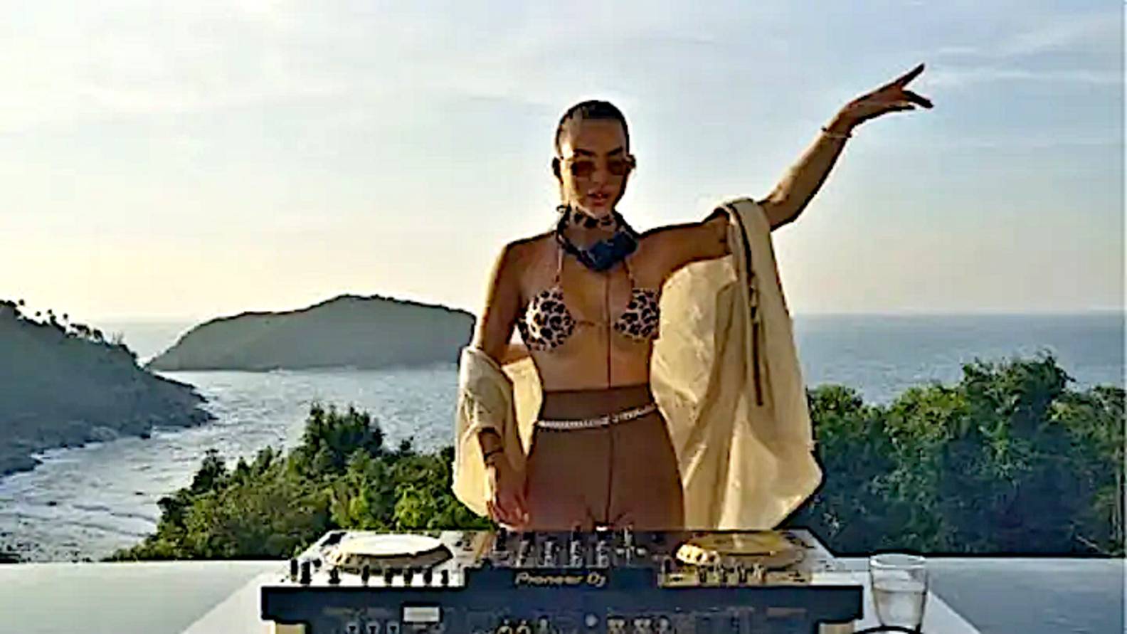 Маруся | DJ set by ollmaru. Sunset. Island Koh Phangan смотреть онлайн