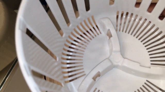 Part-4/4 Mini Folding Washing Machine-How to Remove Dryer Basket; use Lid as Washboard смотреть онлайн