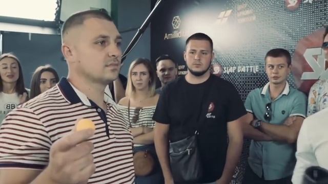 Турнир по пощёчинам : SLAP BATTLE : ЖЕРЕБЬЕВКА  кому повезло меньше всех??