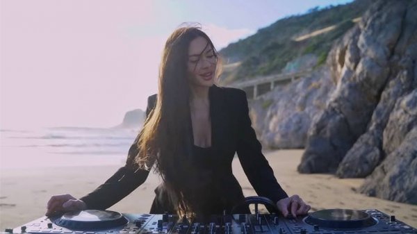 XeniaDiamond  | Live @ Barcelona beach / Melodic Techno & Progressive House DJ Mix