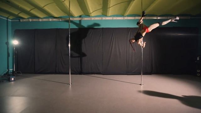 ВЕРОНИКА АНДРЕЙЧУК | ARTZONE DANCE STUDIO | NEWYEAR 2019 смотреть онлайн