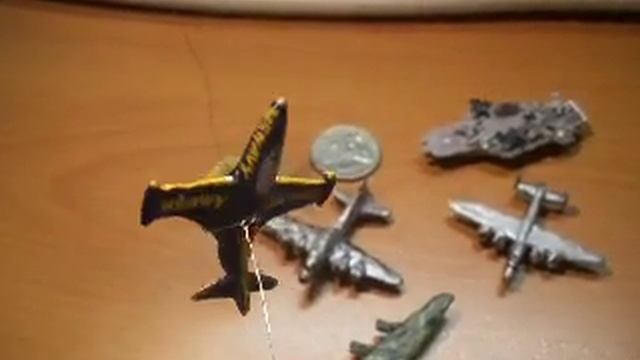 F-9F Panther Blue Angel in Flight Over Mini USS Midway Museum смотреть онлайн