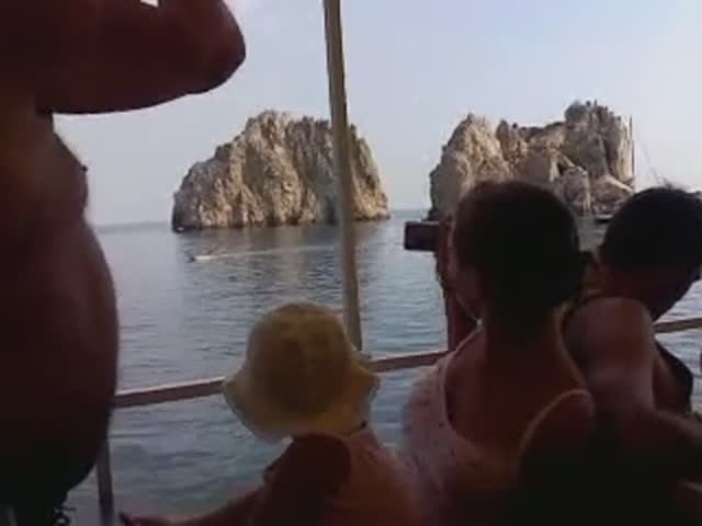 Морская прогулка Алупка-Гурзуф смотреть онлайн