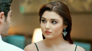 Суруди авгони Ай Тахор омадм Фархор мерам Ло-Ло. شرافت پروانی لالا لالا لالا