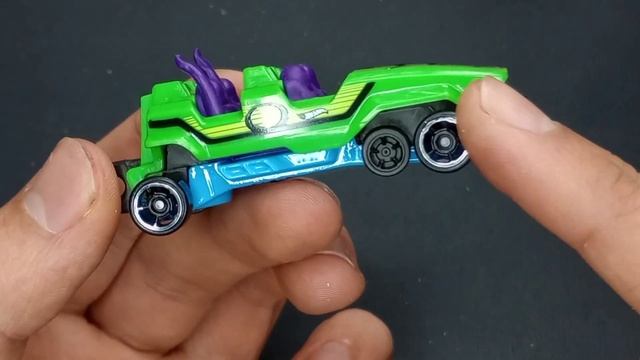 Loopster #53 2021 Hot Wheels Hands Up and Hands Down variations Experimotors Unboxing Demonstration смотреть онлайн