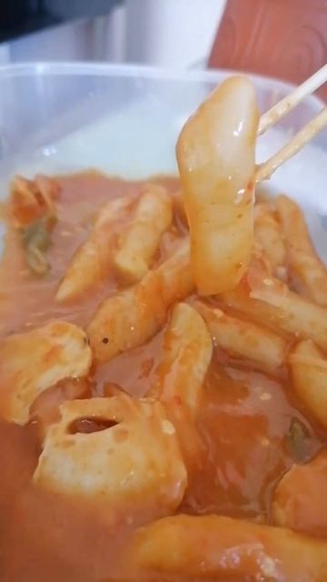 I Made Korean Spicy Tteokbokki At Home And It Was So Delicious. 👌🌶️🍲