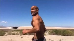 Дэвид Гоггинс - Бежит и мотивирует тебя 1 час