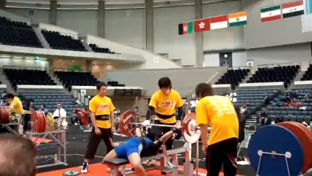 Betina Bordeos 85kg Bench Press at the 2011 Asian Powerlifting Championships смотреть онлайн