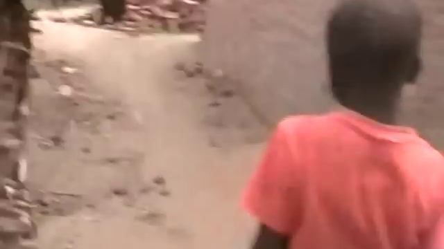 В пигмейской деревне. (Западная Уганда). смотреть онлайн