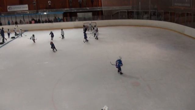 12/05/2019 Снежные Барсы 2 - Ястребы 2 (II период)