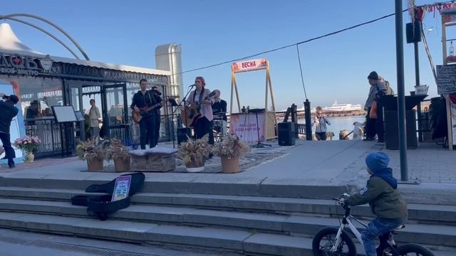 Ялта 💖💖💖 Набережная 8 марта смотреть онлайн