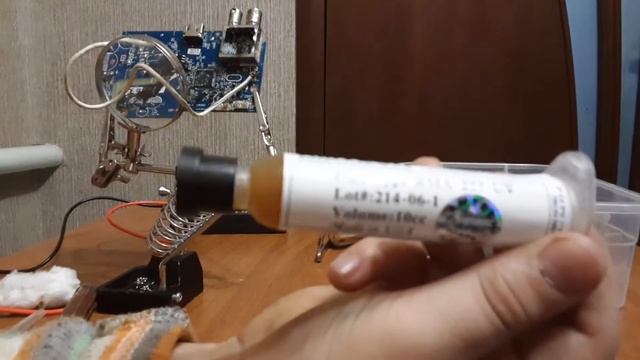 зажим-держатель с лупой смотреть онлайн