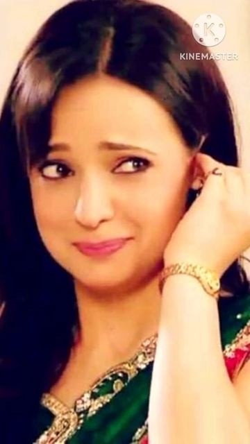 Arnav & Khushi❤️#lovestatus💚#shortfeed# Iss Pyaar Ko Kya..#search#varunsanaya 🤗#trendingshorts❤️💙💚💞