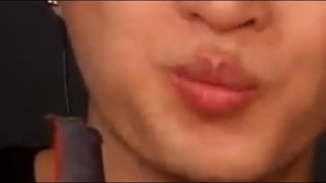 Zach Choi and Trisha Pytas eating High heels. (Re-Edit) смотреть онлайн