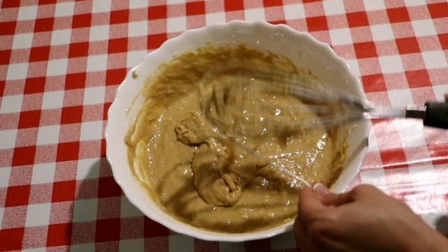 Bizcocho de Harina Integral con Plátano y Nueces смотреть онлайн