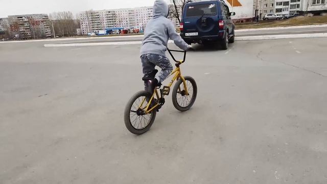 BMX STREET|КАТАЕМСЯ ПО НОВЫМ СПОТАМ|ТРЮКИ НА БМХ|BMX VLOG
