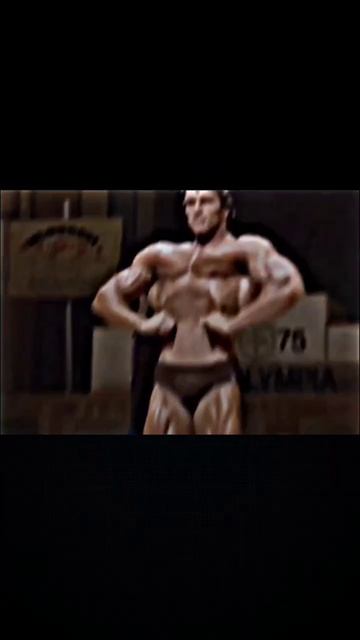 спасибо вам) #качалка #gym #бицепс #какнакачатьруки #арнольдшварценеггер #бодибилдинг смотреть онлайн