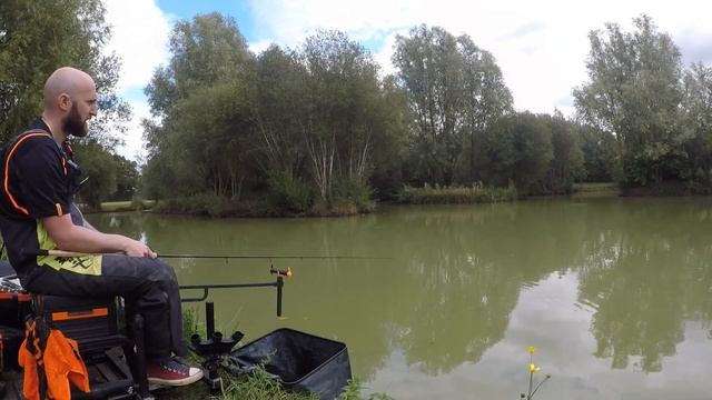 Pellet waggler fishing including tips and setup, using Guru's Aventus 11ft float rod. смотреть онлайн