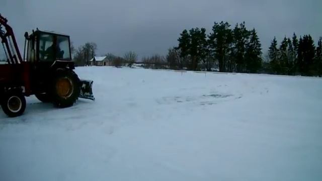 Уборка снега трактором т-25 смотреть онлайн