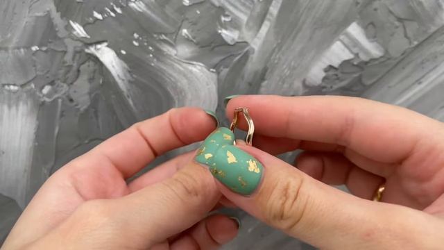 Кольцо 36513 белые фианиты позолота РО смотреть онлайн