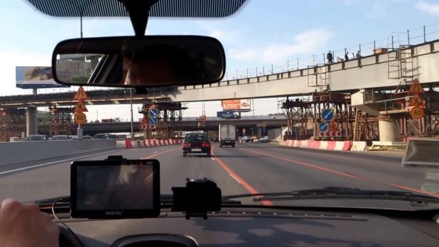 Движение по МКАД (в автомобиле Saipa Tiba) смотреть онлайн