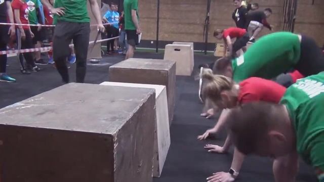 REEBOK COMMUNITY CHALLENGE смотреть онлайн