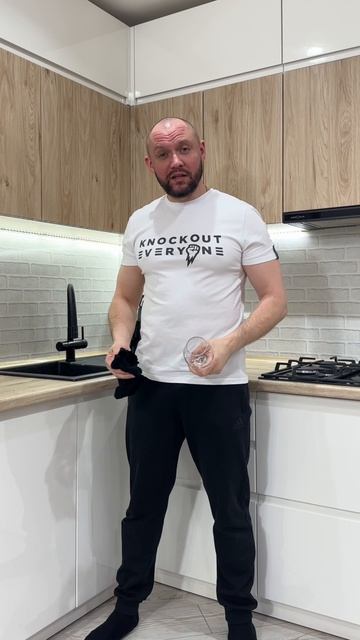 Весь в делах смотреть онлайн