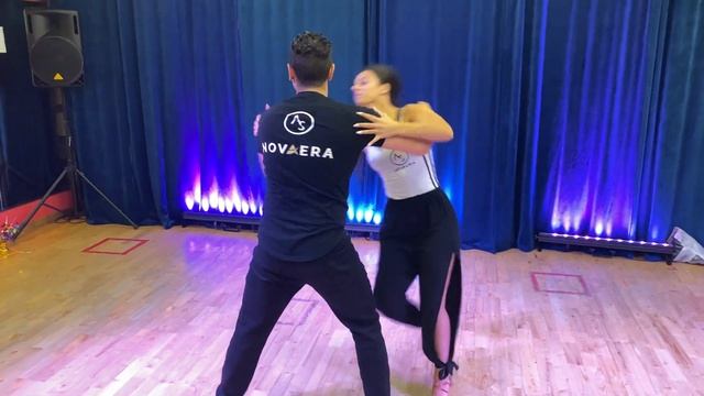 Adriano & Samantha (Salsa Demo) -Party d'anniversaire -19 ans -Salsa Attitude le 10 Sept.2022 смотреть онлайн