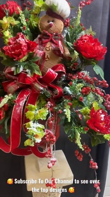 Gingerbread Decor? This Gingerbread Man Design Is OVER The TOP!!!