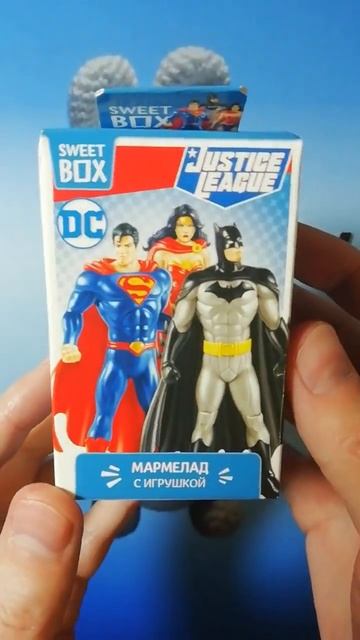 Фигурки «Лига Справедливости» (компания «Конфитрейд»)