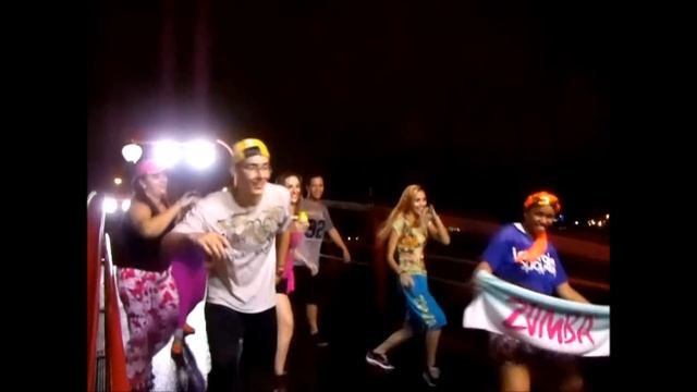 Zumba Carnaval Party смотреть онлайн