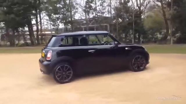 MINI HATCH COOPER D BAYSWATER BLACK 2013 смотреть онлайн