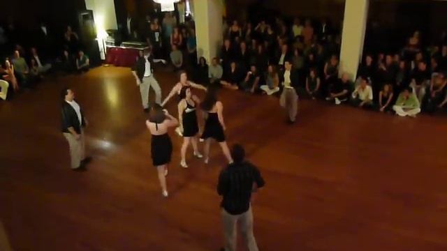Rumbanana Salsa Group performing Rueda de Casino in San Francisco смотреть онлайн