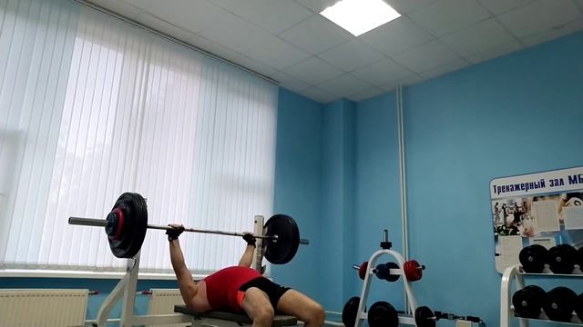 Отличный прогресс в жиме лёжа!!! Батя прёт 😁