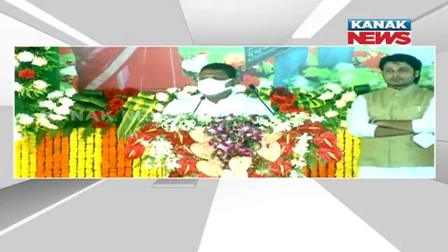 BSKY Smart Health Cards: CM Naveen Patnaik In Balasore смотреть онлайн