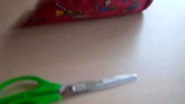 VLOG: Что в моем школьном пенале? смотреть онлайн