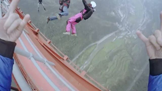 BASE Jumping  In China Aizhai Bridge| Бейсджампинг в Китае