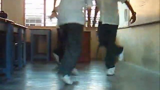 Hard Bass Radioactive At School (Original)