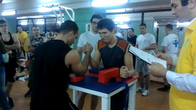 Ну, пожми. Армспорт. Финал смотреть онлайн