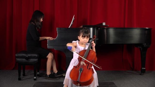 Rigadoon by Henry Purcell | Suzuki Cello Book 1 - Mia Mezo, Age 5 смотреть онлайн