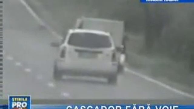 Accident Caused Due to a Radar Flash from www metacafe com смотреть онлайн