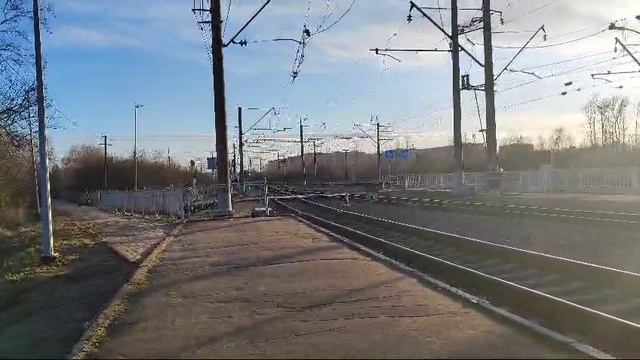 электровоз тащит ласточку во псков смотреть онлайн