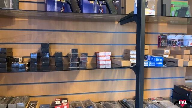 Leicestershire's biggest airsoft store! Extreme Airsoft! смотреть онлайн