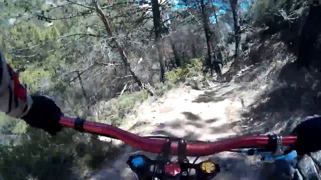 Huanar DH trail смотреть онлайн