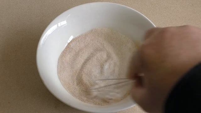 HOW TO MAKE MINI CINNAMON DONUTS