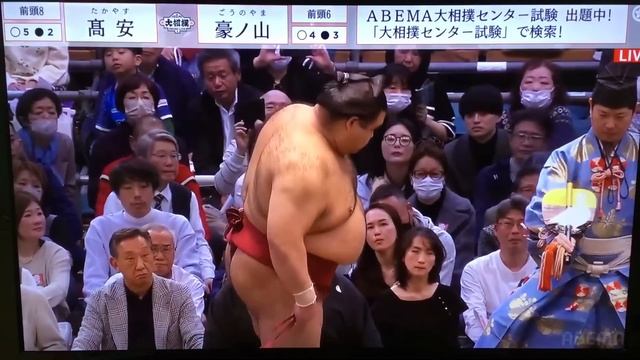 March 2024 - Day 8 - Takayasu v Gonoyama смотреть онлайн