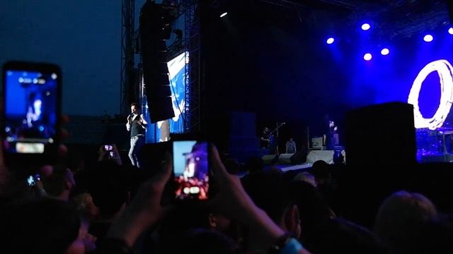 Вакарчук на концерті у Полтаві втратив голос