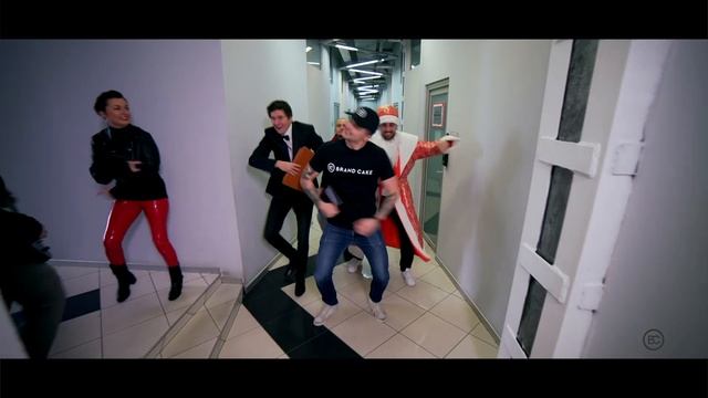 BRAND CAKE AGENCY - SKIBIDI CHALLENGE смотреть онлайн