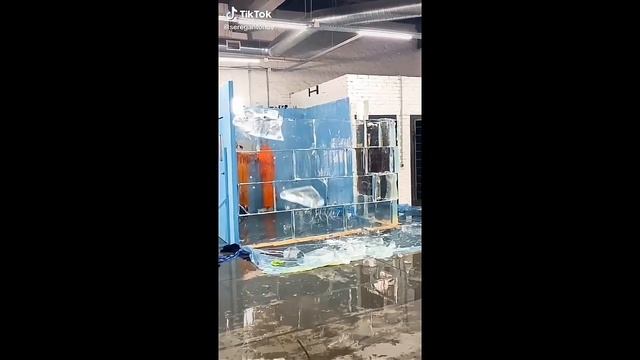 1008. Кобяков Разбил Лёд в Тик Ток смотреть онлайн